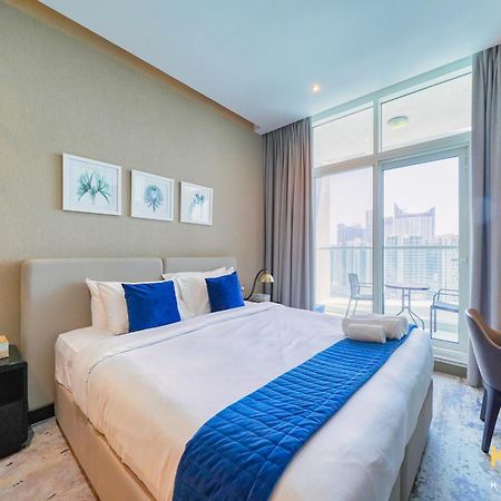 Sleek Studio In Prive With Stunning Canal View Dubai Dış mekan fotoğraf