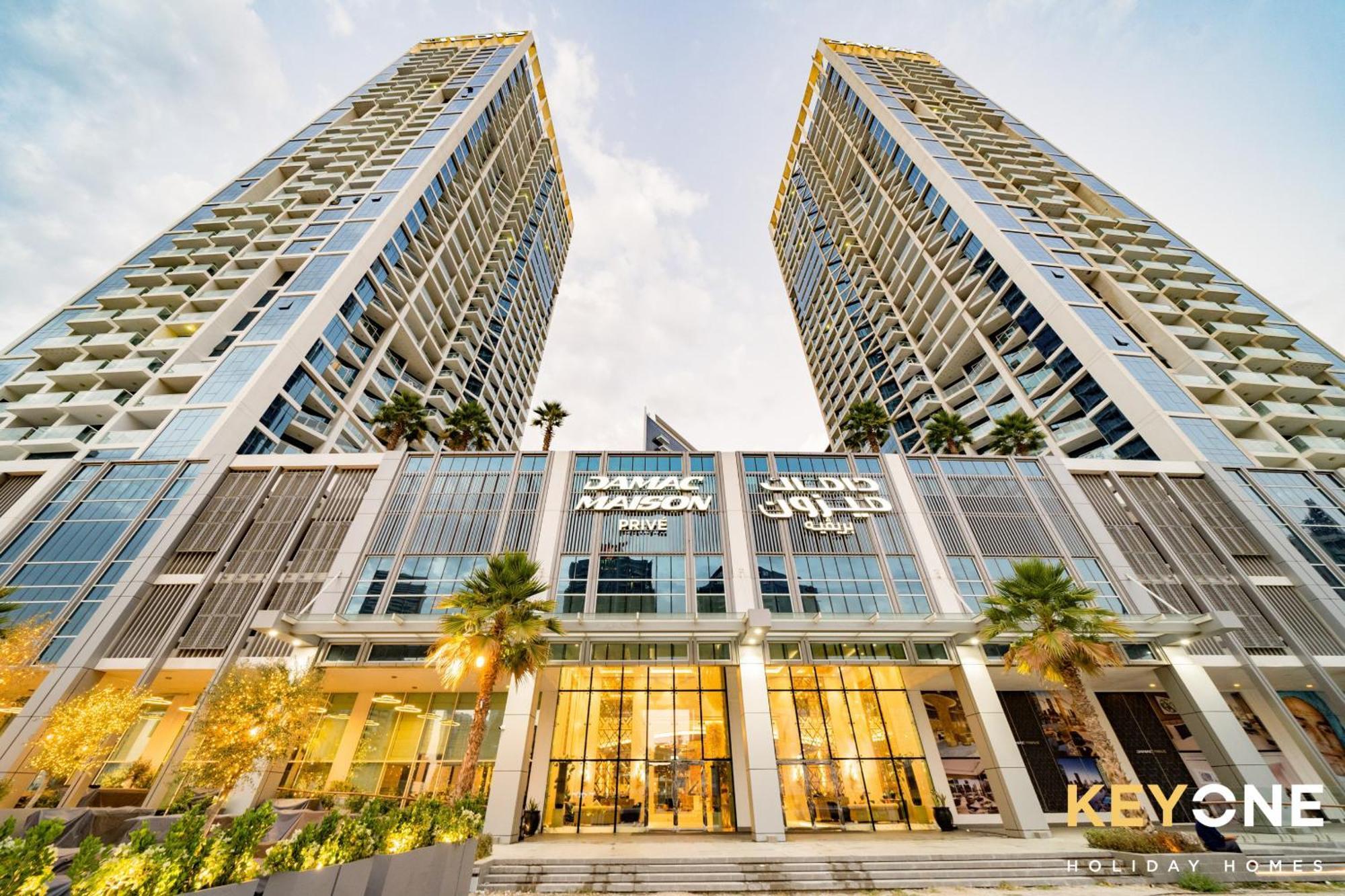 Sleek Studio In Prive With Stunning Canal View Dubai Dış mekan fotoğraf