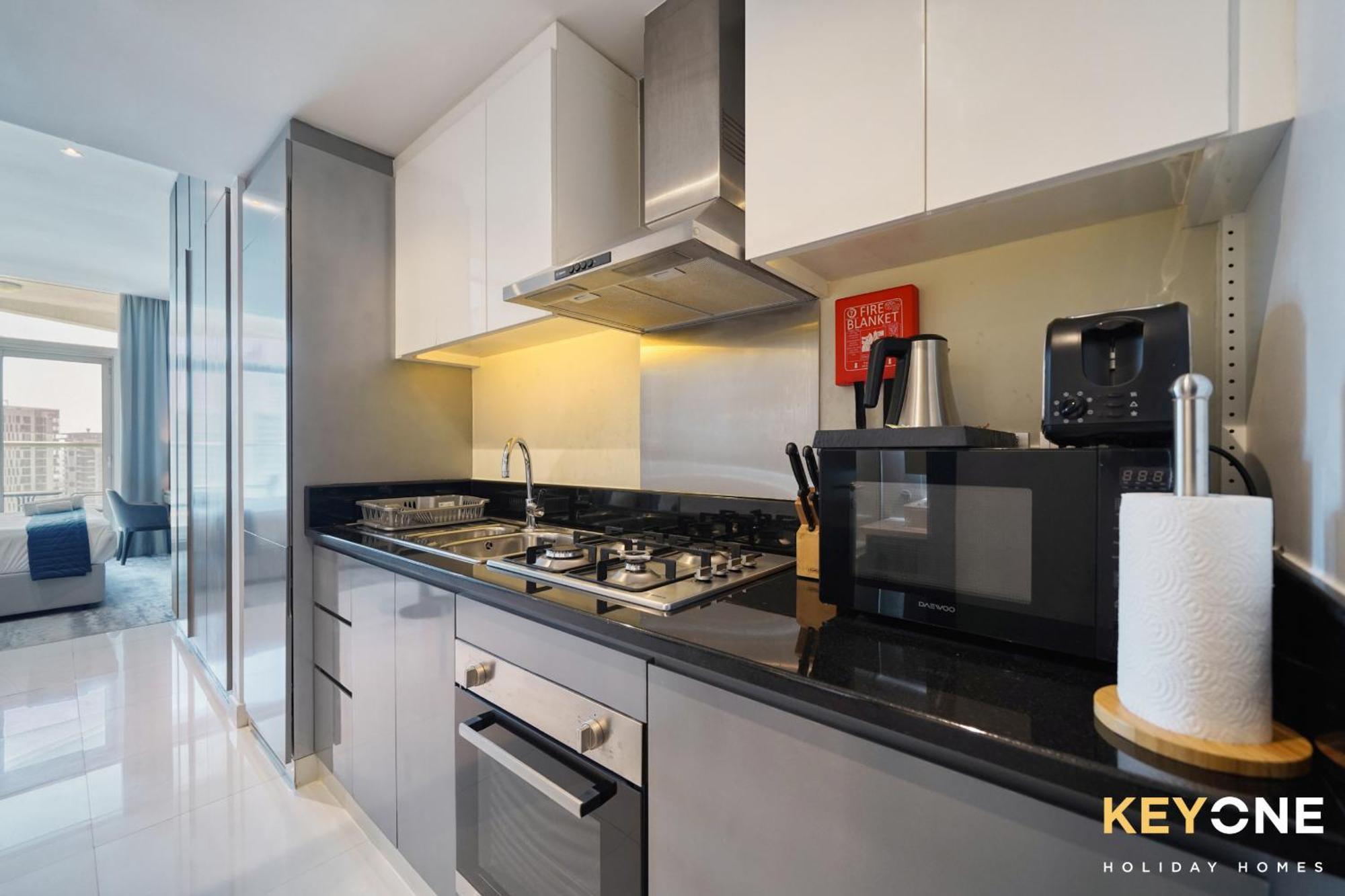Sleek Studio In Prive With Stunning Canal View Dubai Dış mekan fotoğraf