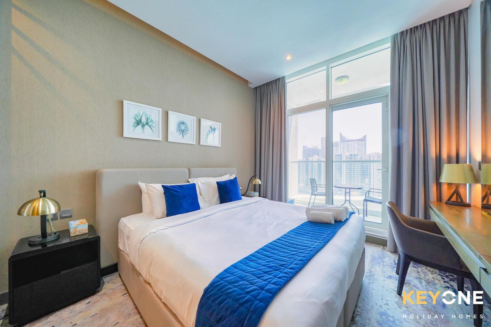 Sleek Studio In Prive With Stunning Canal View Dubai Dış mekan fotoğraf